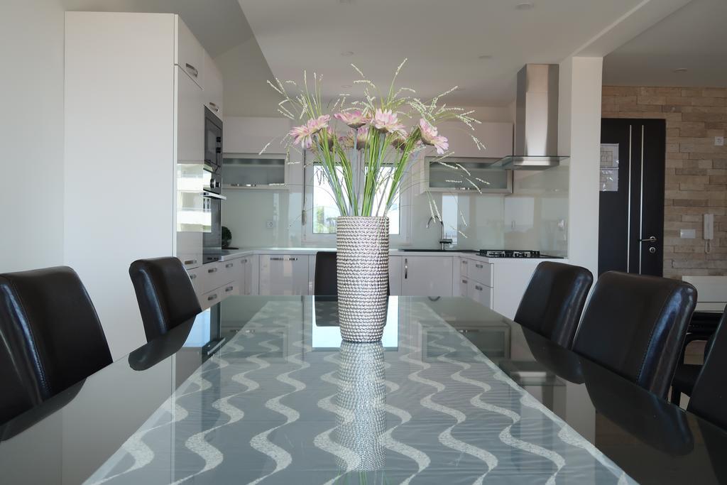 טרוגיר Villa Sunshine מראה חיצוני תמונה
