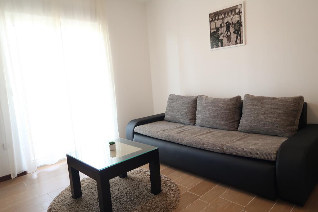 טרוגיר Villa Sunshine חדר תמונה