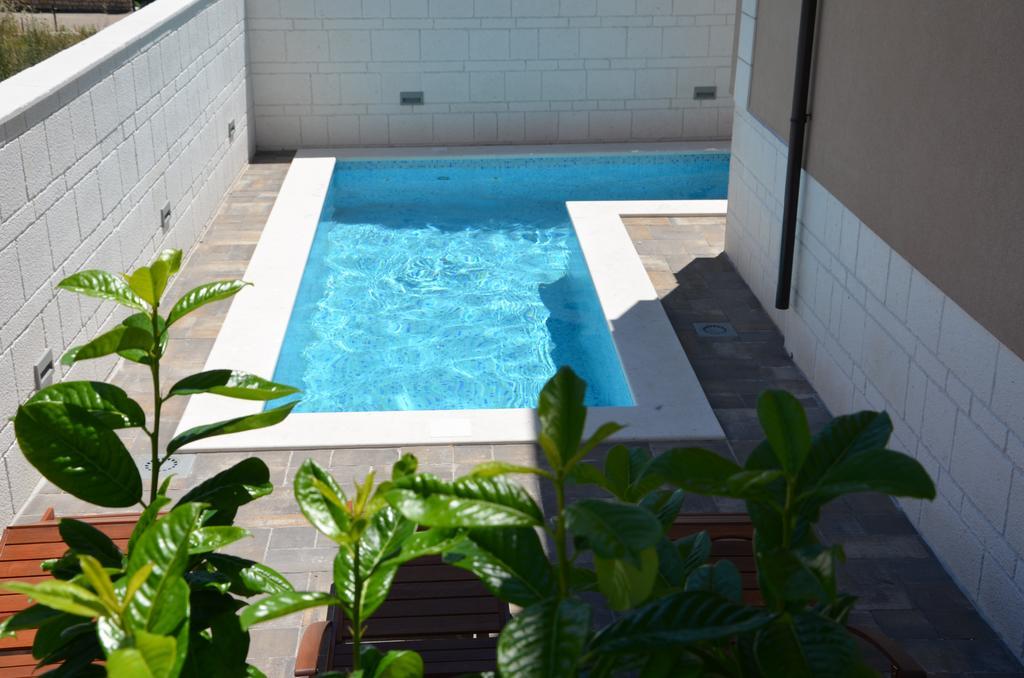 טרוגיר Villa Sunshine מראה חיצוני תמונה