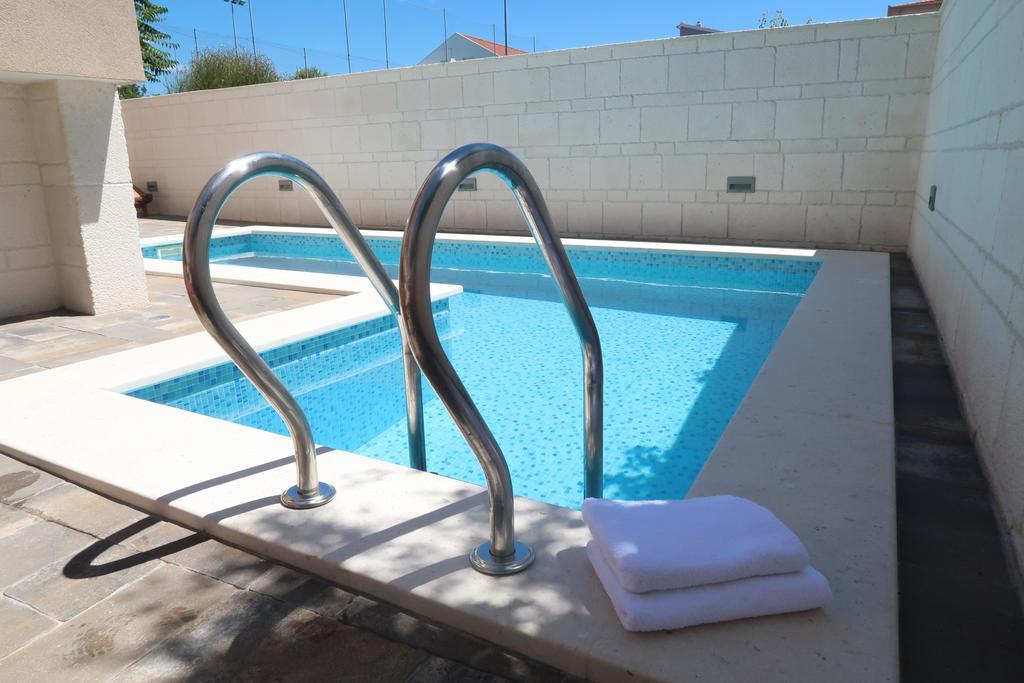 טרוגיר Villa Sunshine מראה חיצוני תמונה